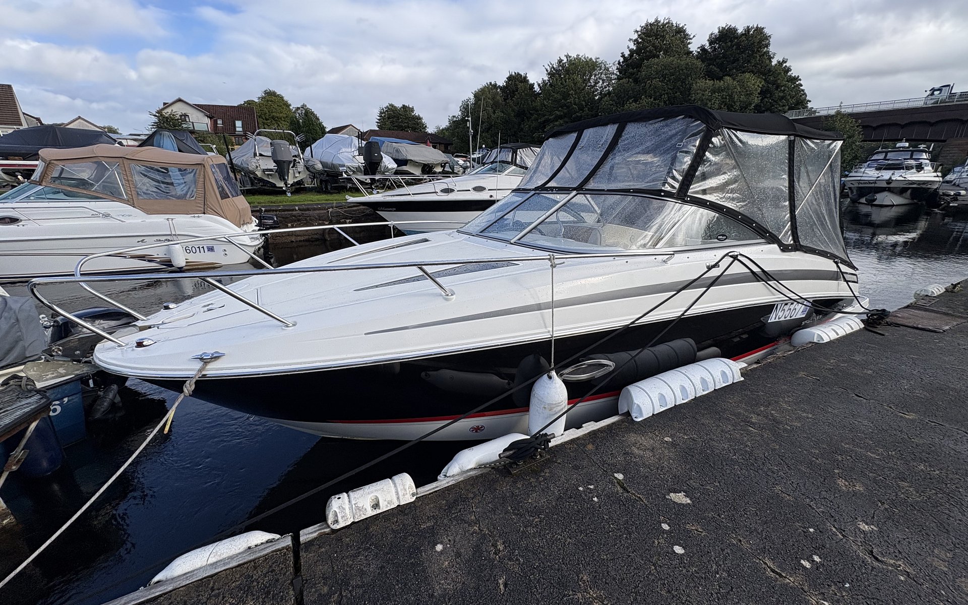 Bayliner 742