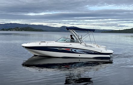 2011 Rinker 248 Captiva Flotilla – 5.0L V8, 318 HP, Wakeboard Tower – Loch Lomond, UK